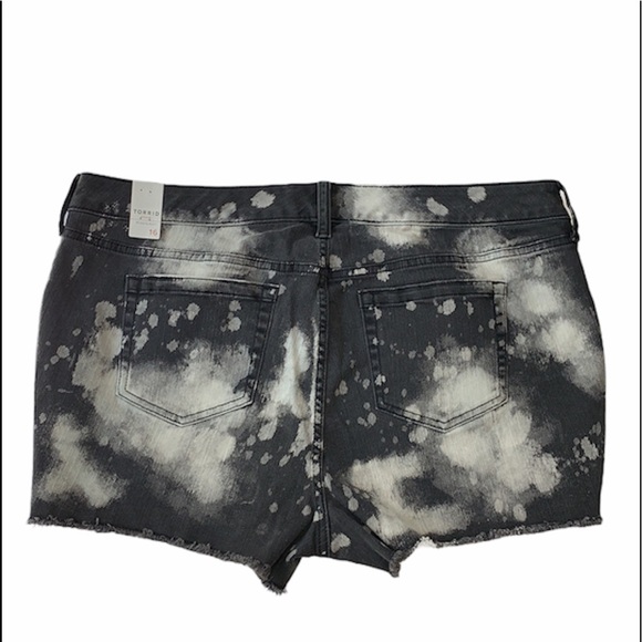 Torrid Denim Short Black Splatter‎ Size 16 - Picture 10 of 10